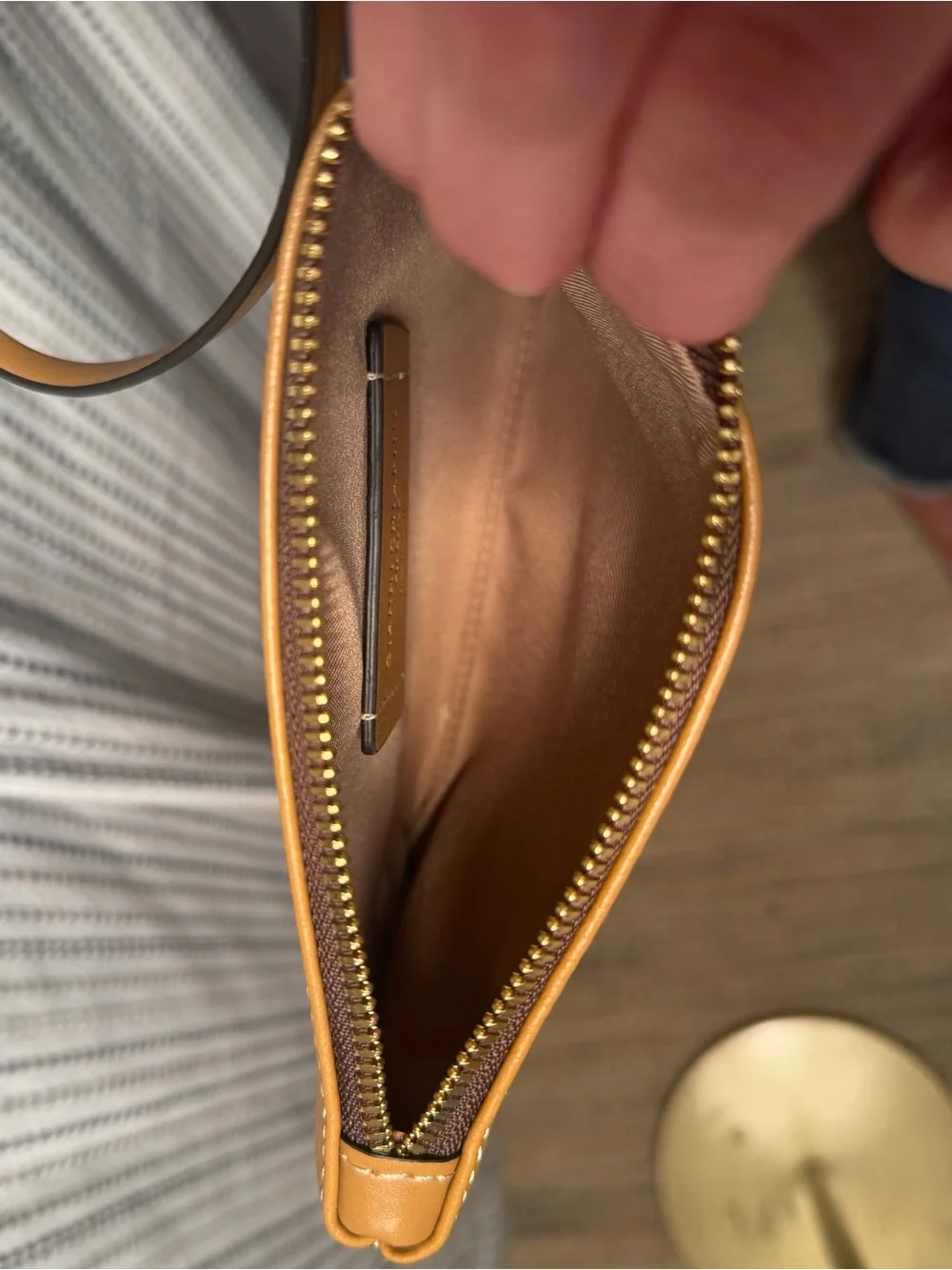 Gianni Chiarini Firenze Leather Zip Wristlet. Made in Italy. Like new.